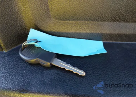 2021 Ram 1500 Classic Tradesman 4X2 6'4 Box из США, поврежденный, VIN 1C6RR6FG9MS563280